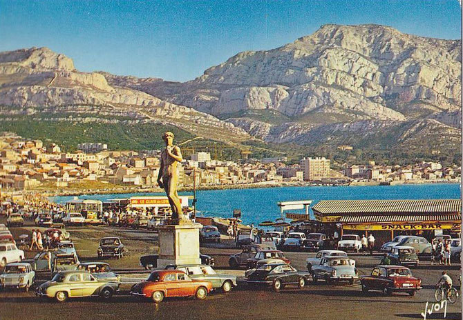 1960 - La statue du David, au bout de l'avenue du Prado, 1960